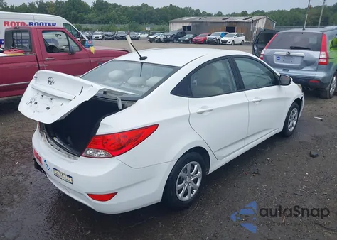 2014 Hyundai Accent Gls z USA, uszkodzony, nr VIN KMHCT4AE5EU694332